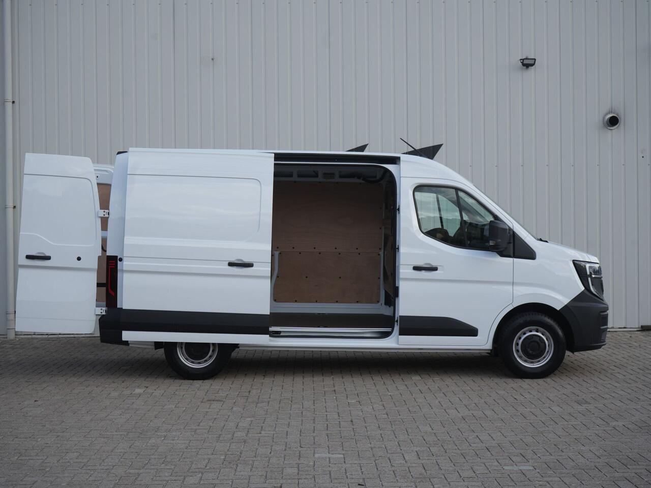 Renault MASTER T35 2.0 dCi 130 L2H2 Advance - Occasion Lease vanaf ¤584 p/m - VOORRAADVOORDEEL - All Seasonbanden - Achteruitrijcamera - Cruise Control - Apple Carplay/Android Auto