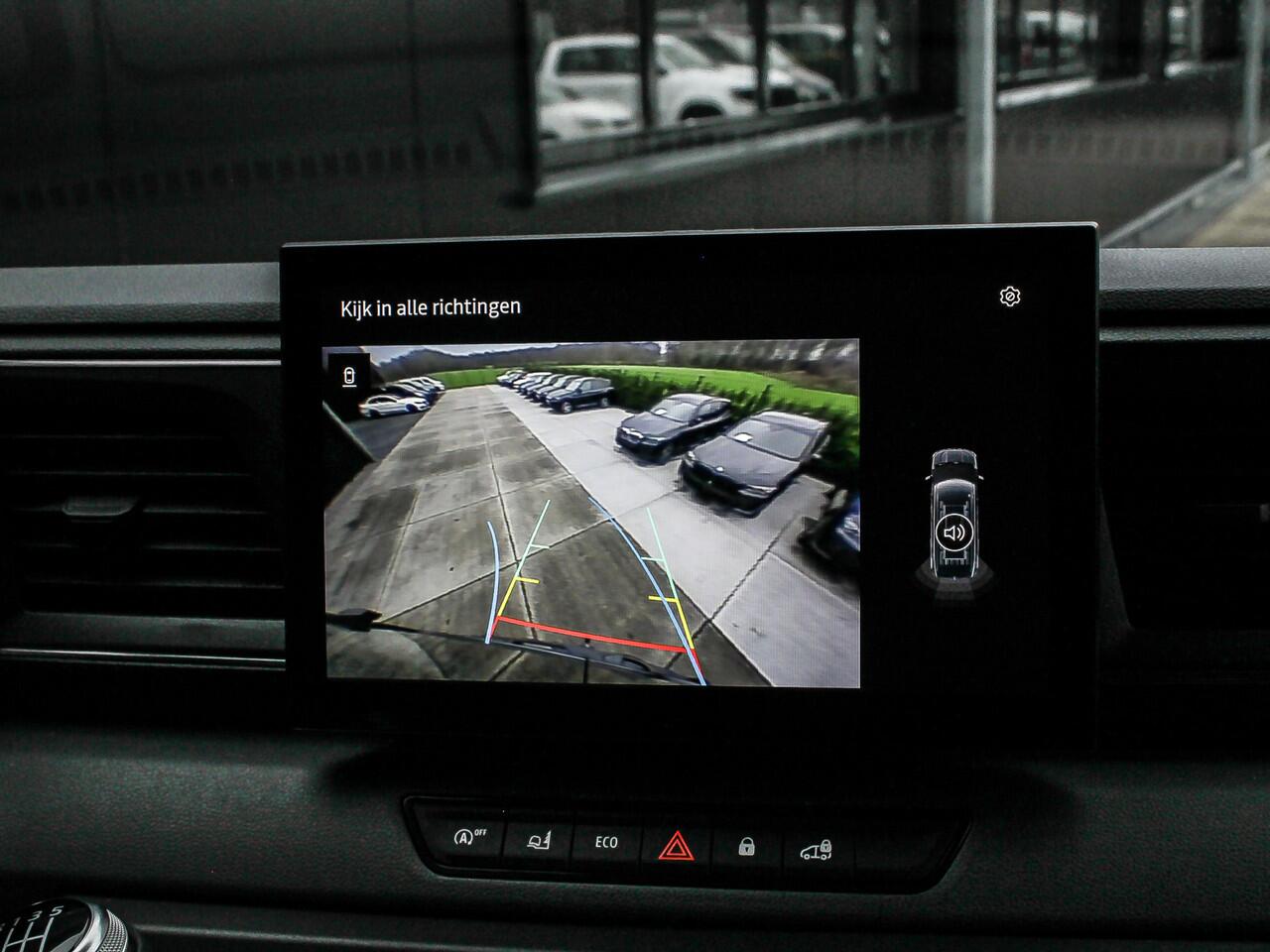 Renault MASTER T35 2.0 dCi 170PK Dubbele Cabine L2H2 | BPM VRIJ! | 2X SCHUIFDEUR | BLIND SPOT | CAMERA | STOELVERWARMING | TREKHAAK |