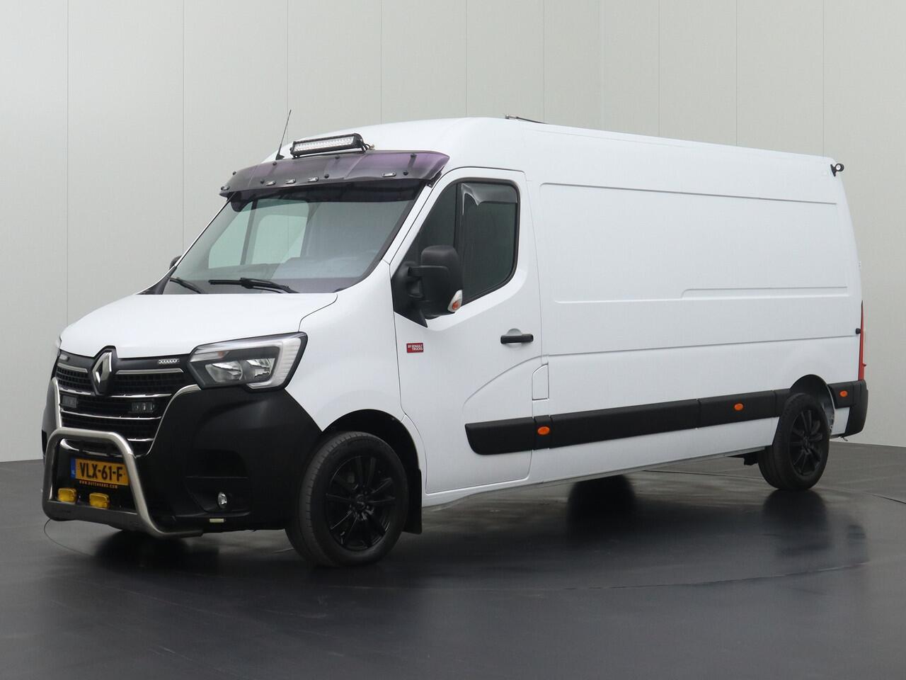 Renault MASTER 2.3DCi 150PK L3H2 Special Edition | Navigatie | Camera | 3-Persoons | Betimmering