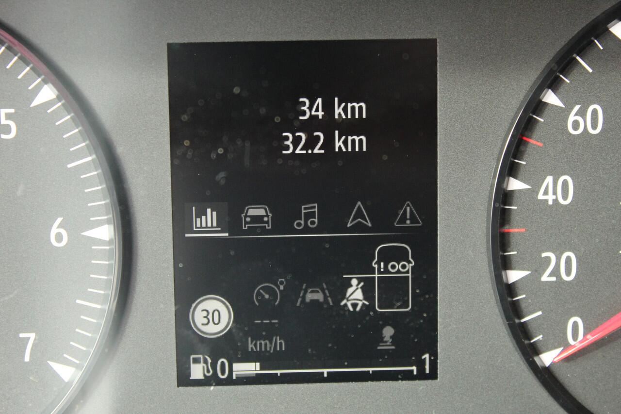 Renault MASTER T35 2.0 dCi 130 L2H2 Advance vierseizoenbanden - additionele parkeerhulp - reservewiel - draadloze oplader