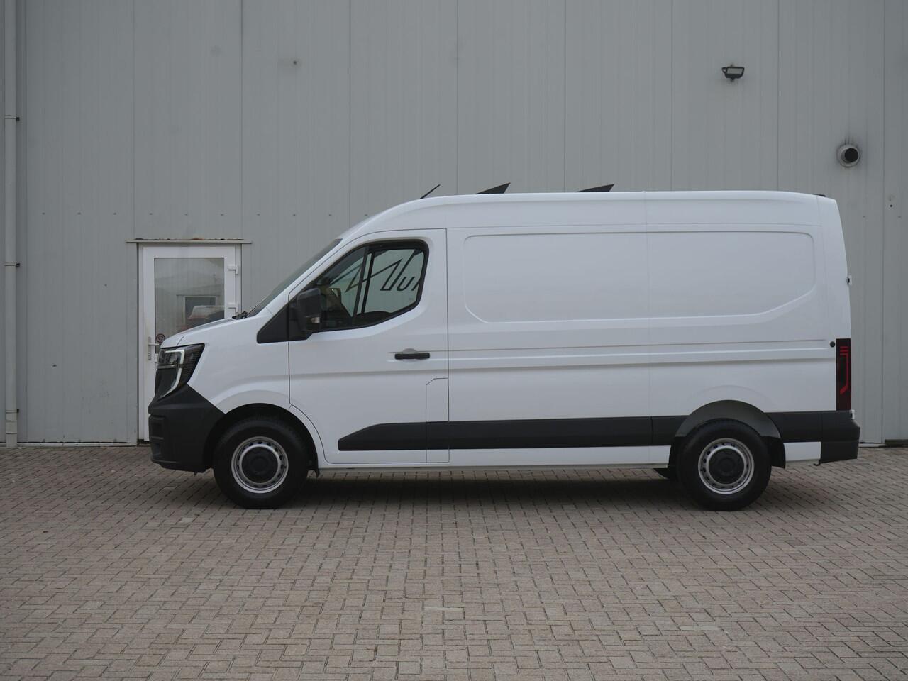 Renault MASTER T35 2.0 dCi 130 L2H2 Advance - VOORRAADVOORDEEL - All Seasonbanden - Achteruitrijcamera - Stoelverwarming - Cruise Control - Trekhaak