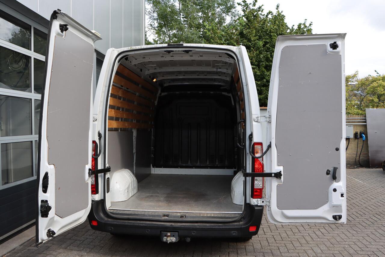 Renault MASTER T35 2.3 dCi 135 L2H2 Comfort