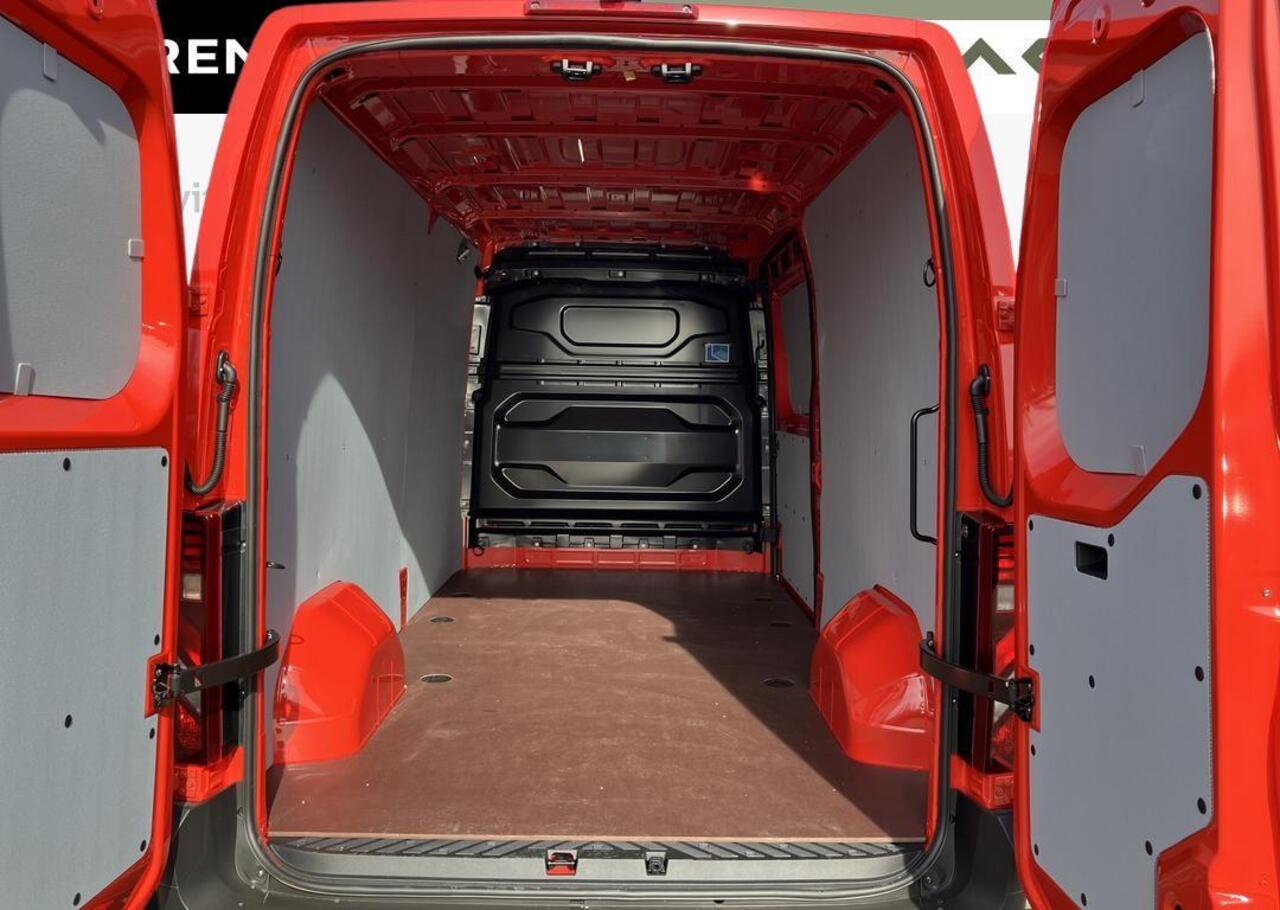 Renault MASTER T35 2.0 dCi 150 L3H2 Extra