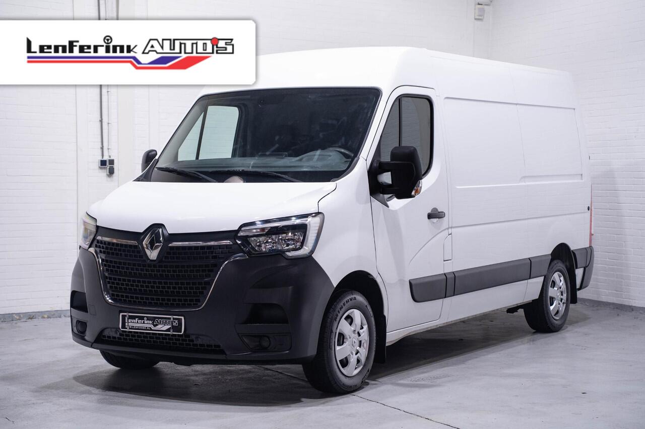 Renault MASTER 2.3 dCi 135 pk L2H2 Airco, Trekhaak Cruise Control, Laadruimte Pakket, PDC achter, 3-Zits