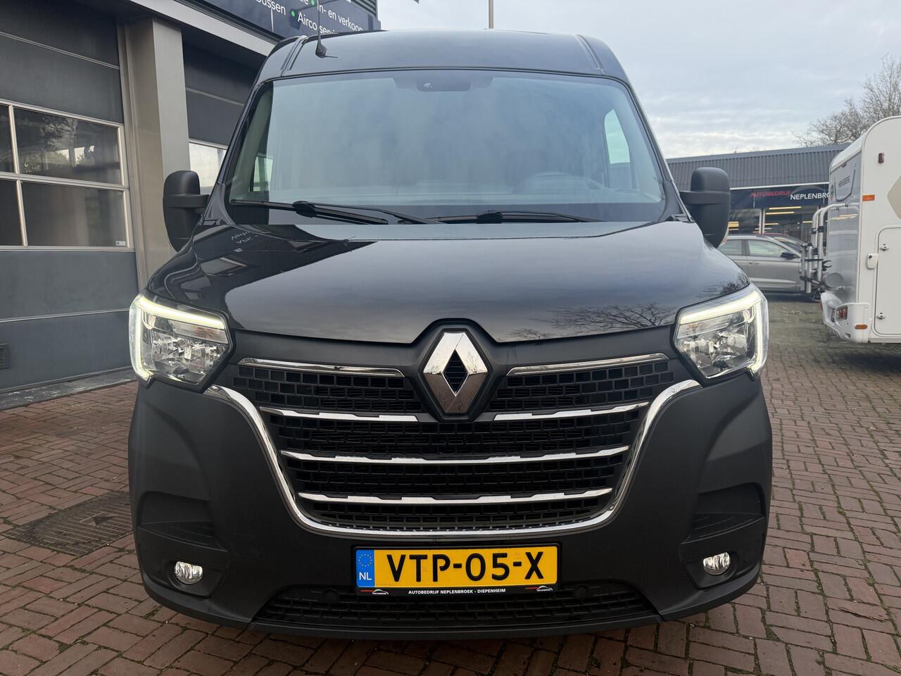 Renault MASTER T35 2.3 dCi 135 L3H2 Work Edition 2023 Km 83.000 Uniek Vol optie !!