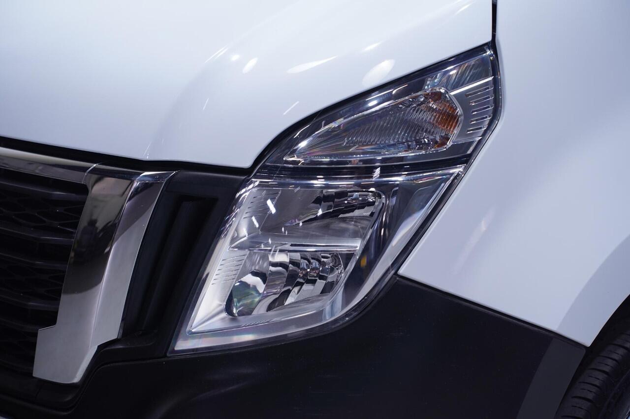 Renault MASTER Nissan NV400 2.3 dCi 150 pk Optima L2H2 Navi, Camera, Trekhaak, Airco ECC, Laadruimte Pakket, PDC achter, 3-Zits