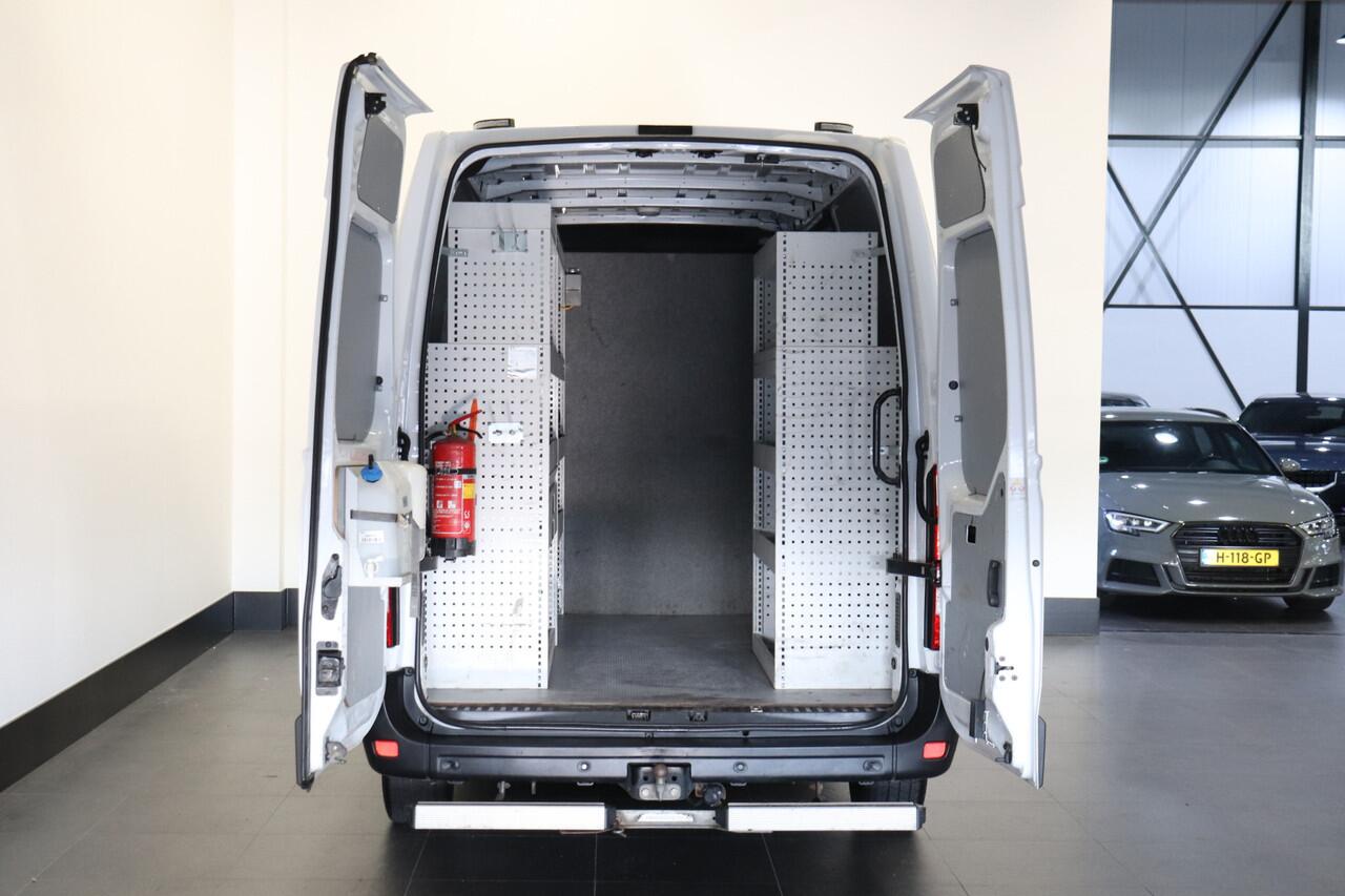 Renault MASTER 2.3 dCi 135PK L2H2 EURO 6 - Airco - Cruise - Camera - ¤ 15.900,- Excl.