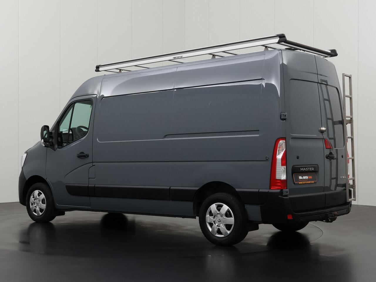 Renault MASTER 2.3DCI 136PK L2H2 | Imperiaal | Trekhaak | Navigatie | Camera | GateLocks | 3-Persoons