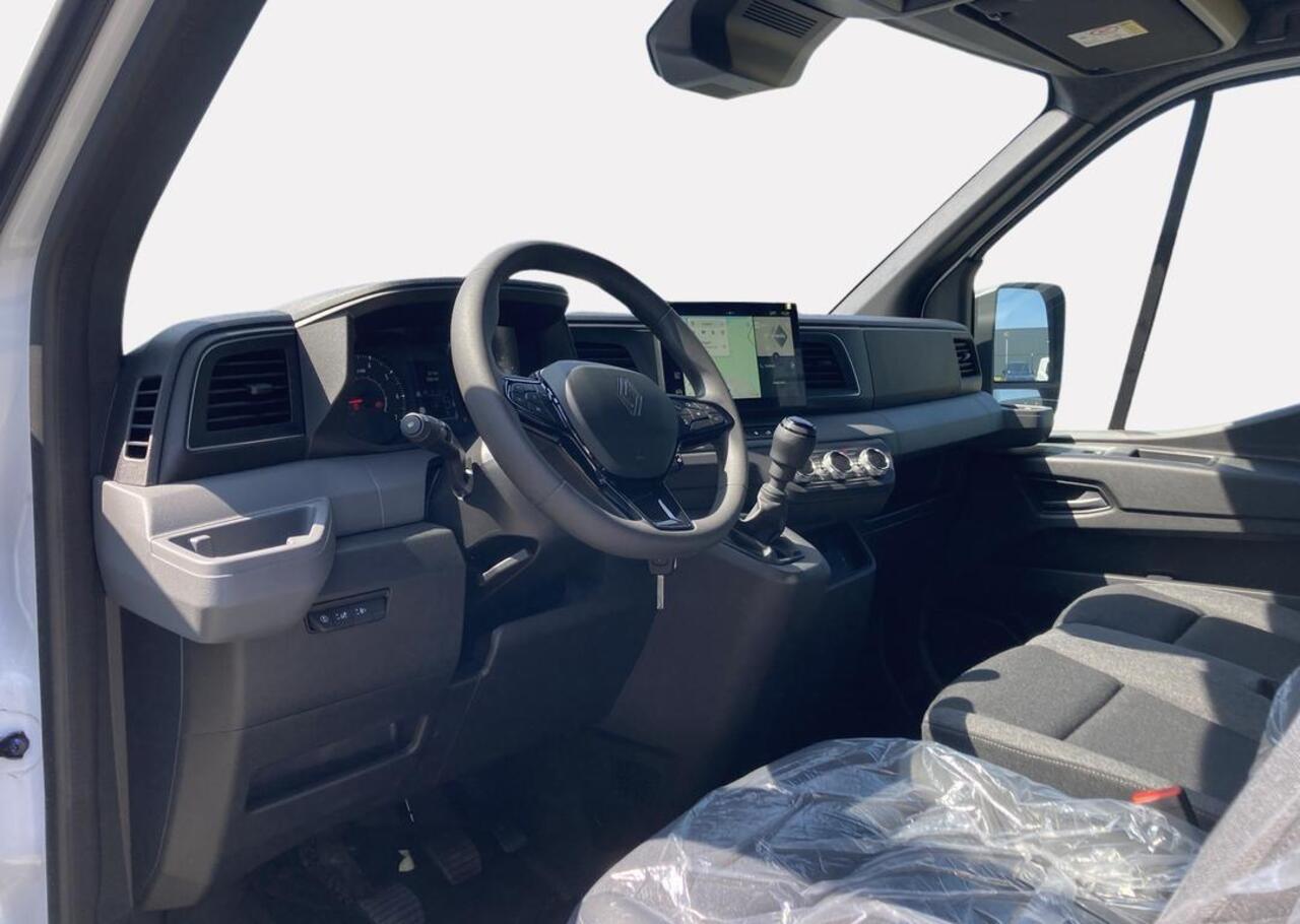 Renault MASTER T35 2.0 dCi 130 L2H2 Advance - openR link navigatiesysteem - vierseizoenbanden - trekhaak - houten laadvloer en zijwandbekleding - achteruitrijcamera - rear step - Reservewie