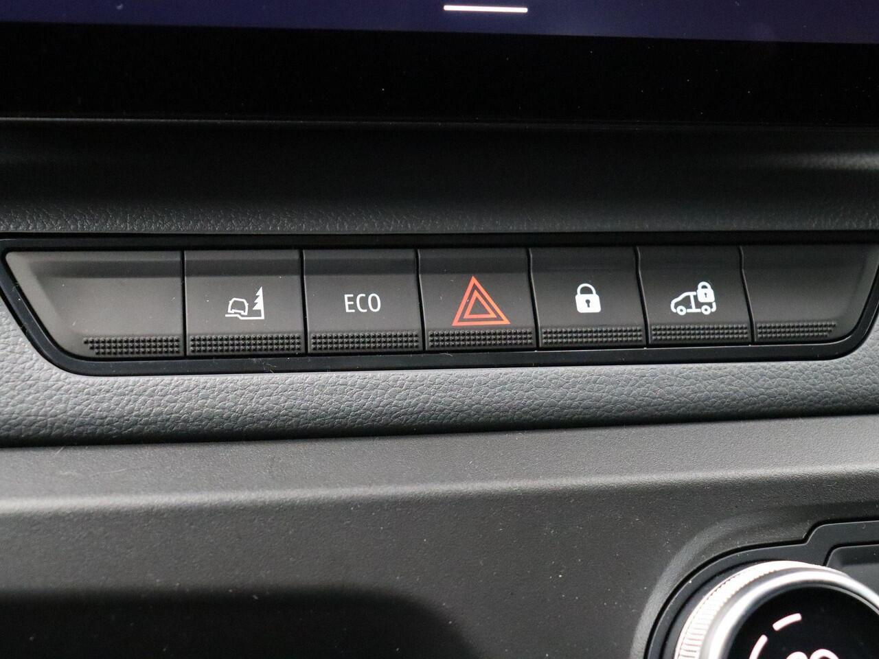 Renault MASTER E-Tech T35 L2H2 Advance long range 87 kWh | Achterdeuren met ramen | Laadruimtebetimmering | Achteruitrijcamera | Elek. verwarmbaar voorruit | Vierseizoenbanden |