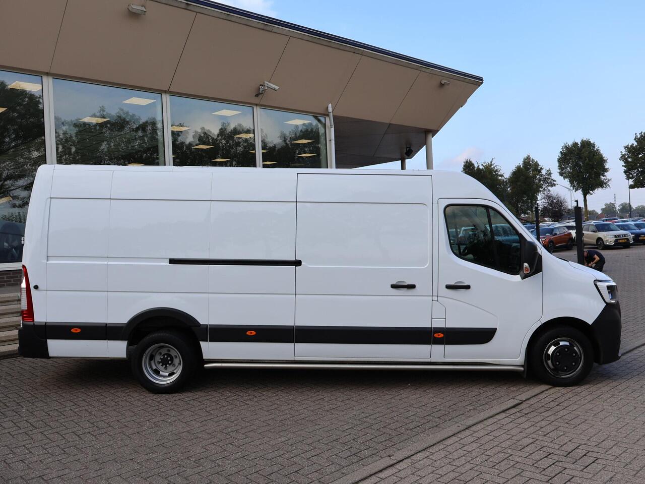 Renault MASTER T35 2.3 DCI 165 PK L4H2 DUBBEL LUCHT DL + 3500 KG TREKHAAK | CAMERA | APPLE CARPLAY