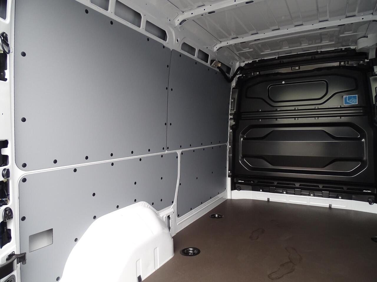 Renault MASTER T35 2.0 dCi 130 L2H2 Advance GOOGLE / ACHTERUITRIJCAMERA / BETIMMERING / TREKHAAK