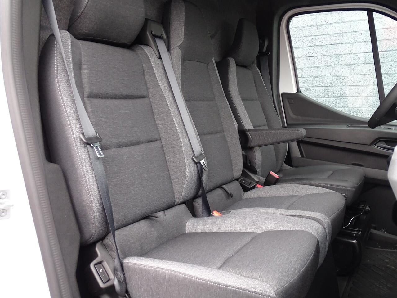 Renault MASTER T35 2.0 dCi 130 L2H2 Advance GOOGLE / ACHTERUITRIJCAMERA / BETIMMERING / TREKHAAK