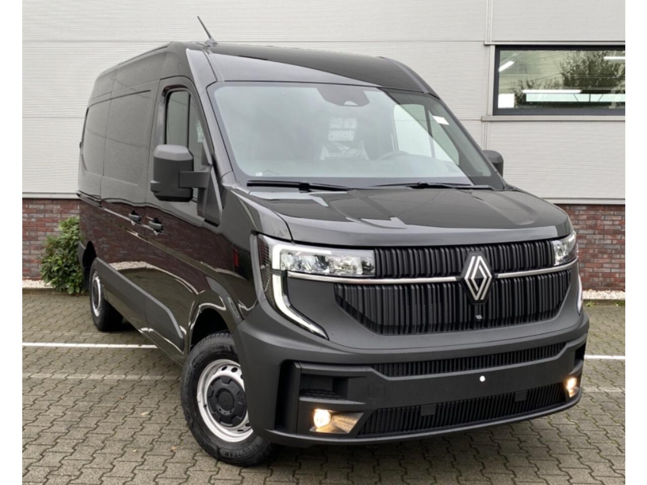 Renault MASTER T35 2.0 dCi 130 L2H2 Advance Stoelverwarming / Laadruimte betimmering / Trekhaak / All season
