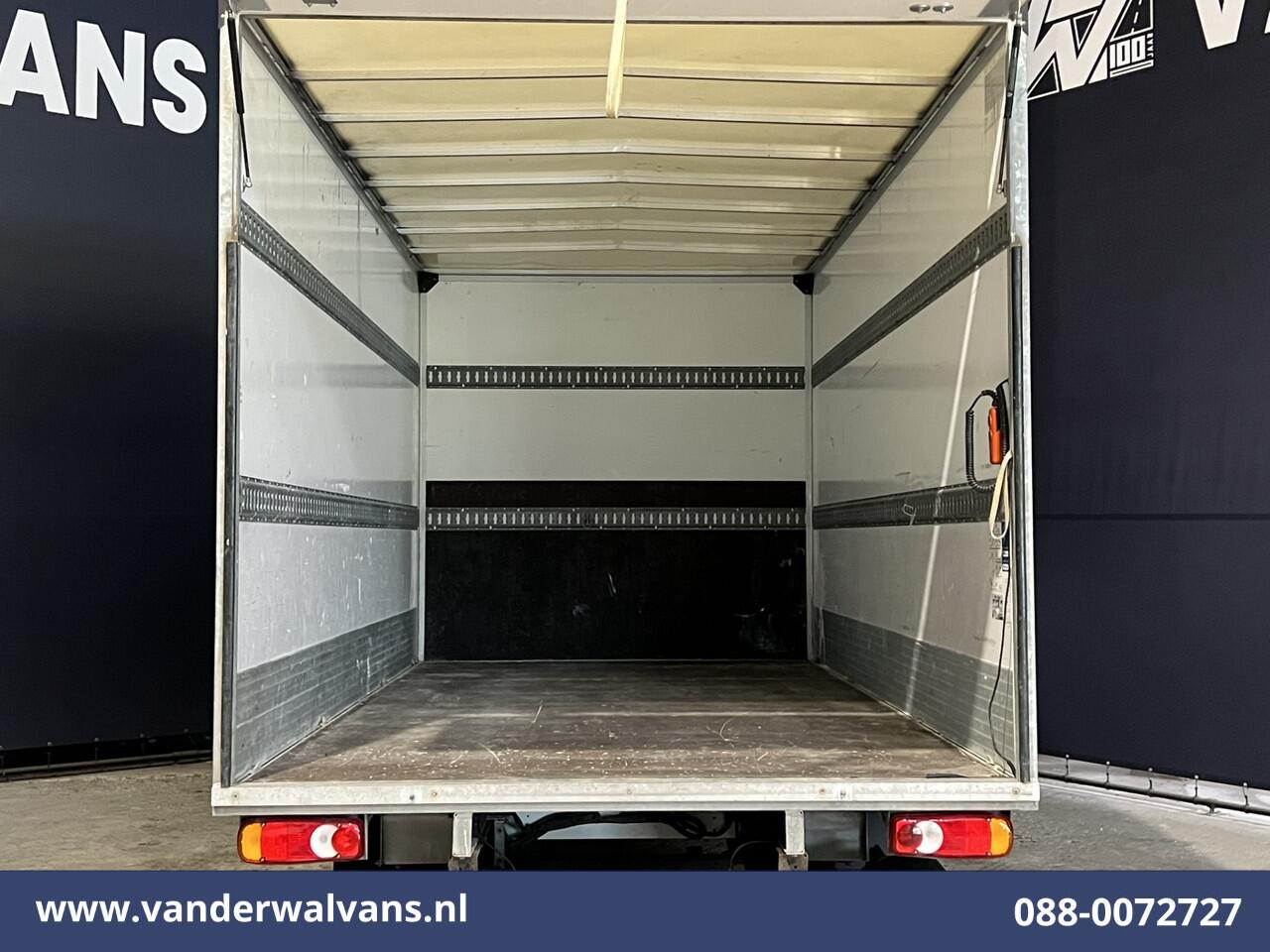 Renault MASTER 2.3 dCi 145pk Bakwagen Laadklep Euro6 Airco | LED | 990kg laadvermogen Bijrijdersbank, 20.5m3 KUUB