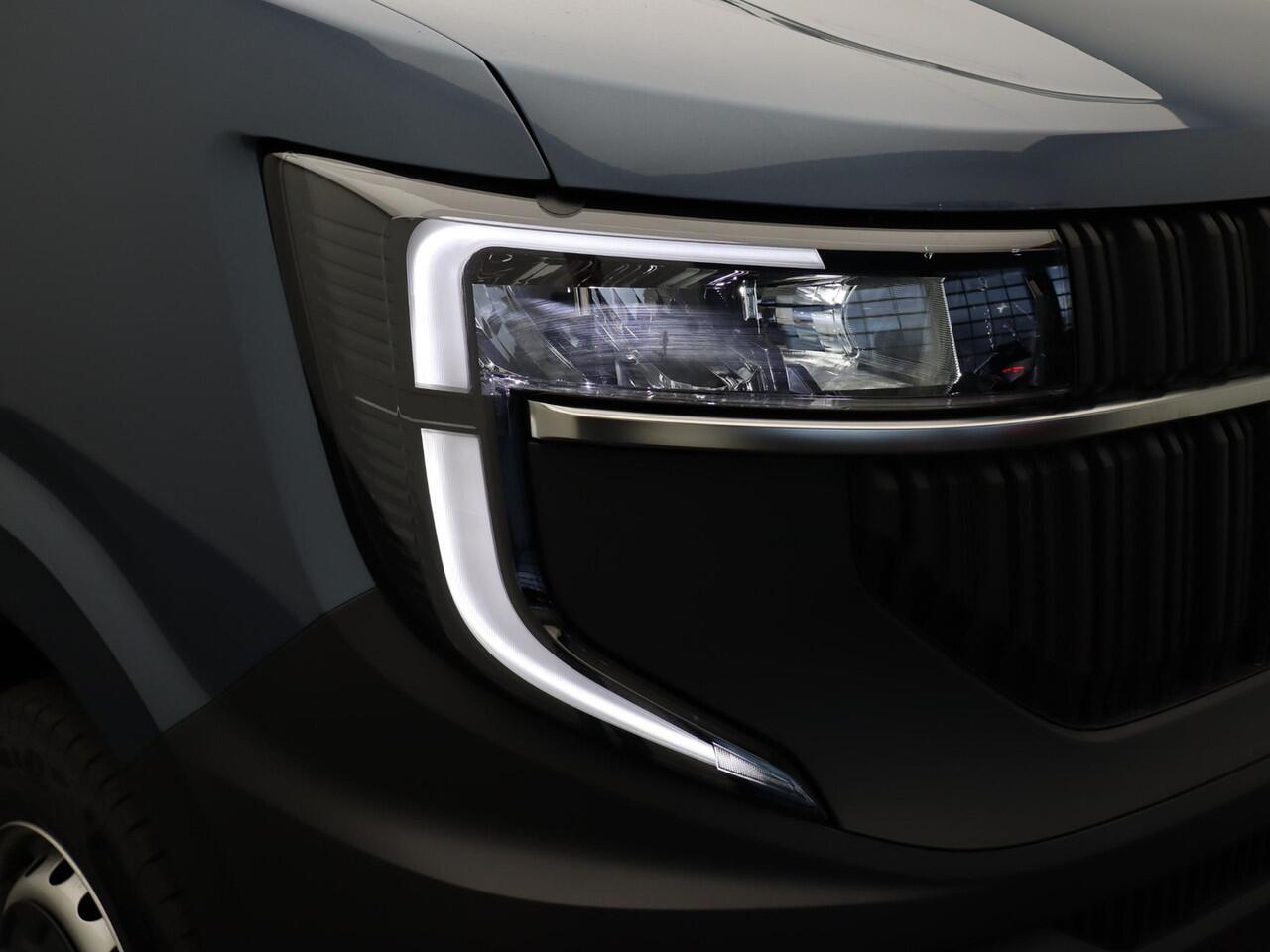 Renault MASTER T35 2.0 dCi 130 L2H2 Advance Inclusief laadruimte betimmering BPM vrij