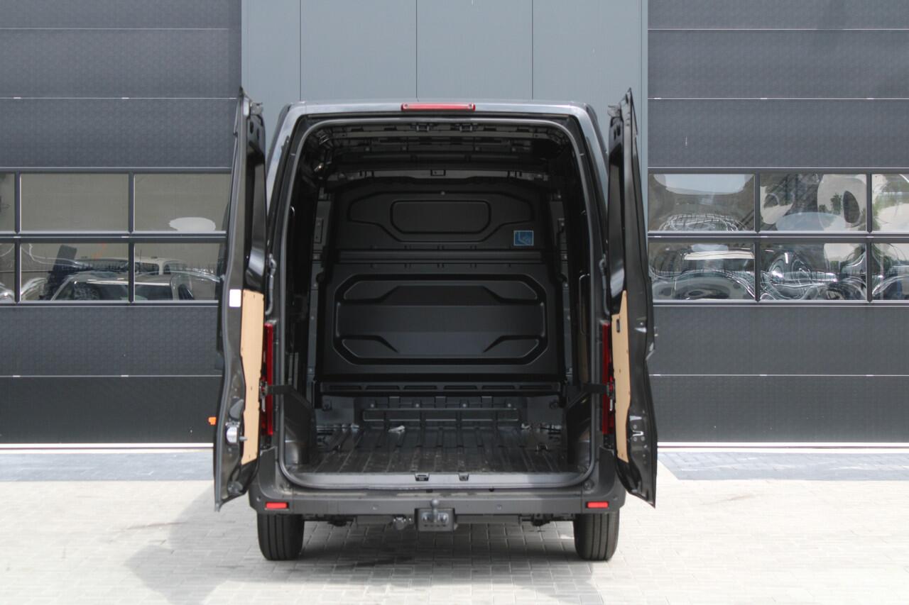 Renault MASTER T35 2.0 dCi 130pk L2H2 Advance - Carplay - Climate - Parkeersensoren - LED - Trekhaak - DAB - Stoelverwarming - Rijklaar