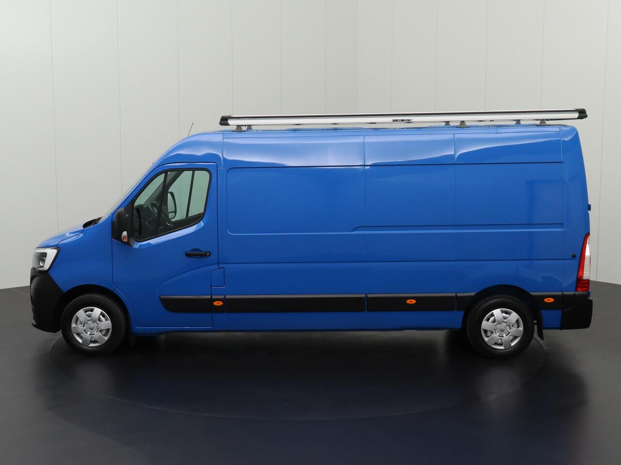 Renault MASTER 2.3DCI 136PK L3H2 | Kastinrichting | Imperiaal | Navigatie | Camera | 3-Persoons | Airco | Cruise