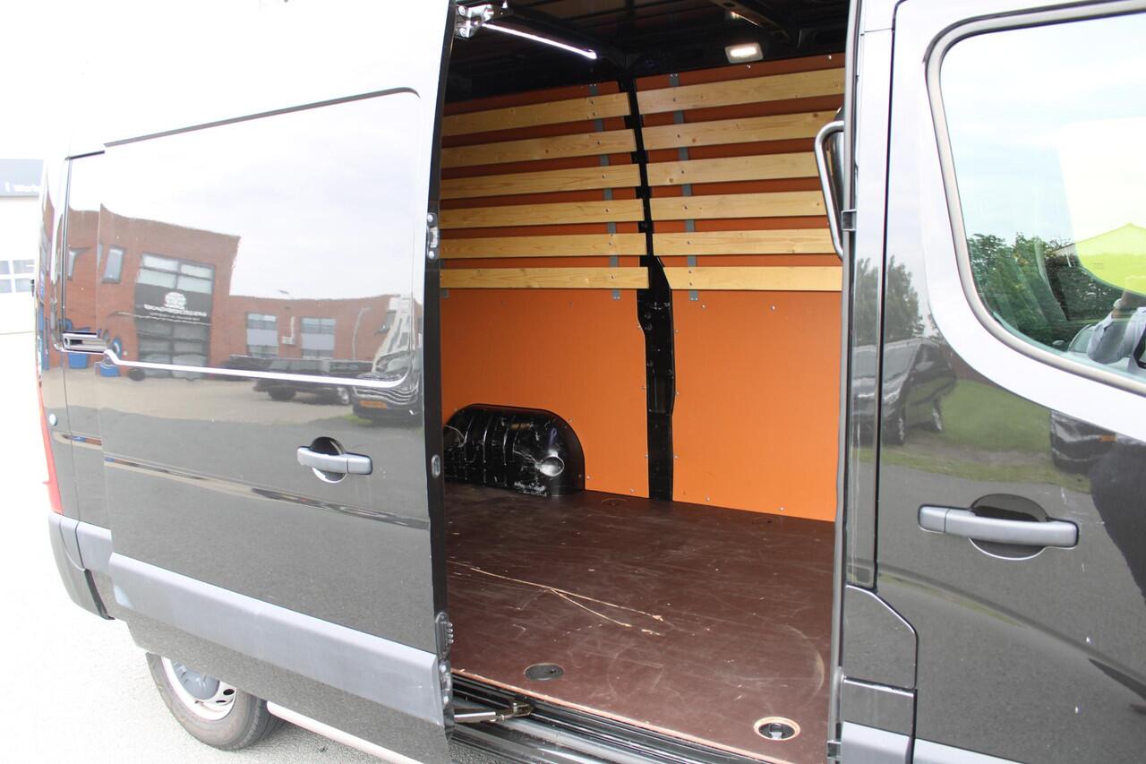 Renault MASTER T35 2.3 dCi 180 L2H2 Energy Comfort | BLIND SPOT | CAMERA | PARKEERSENSOREN V+A | AIRCO | CRUISE CONTROL