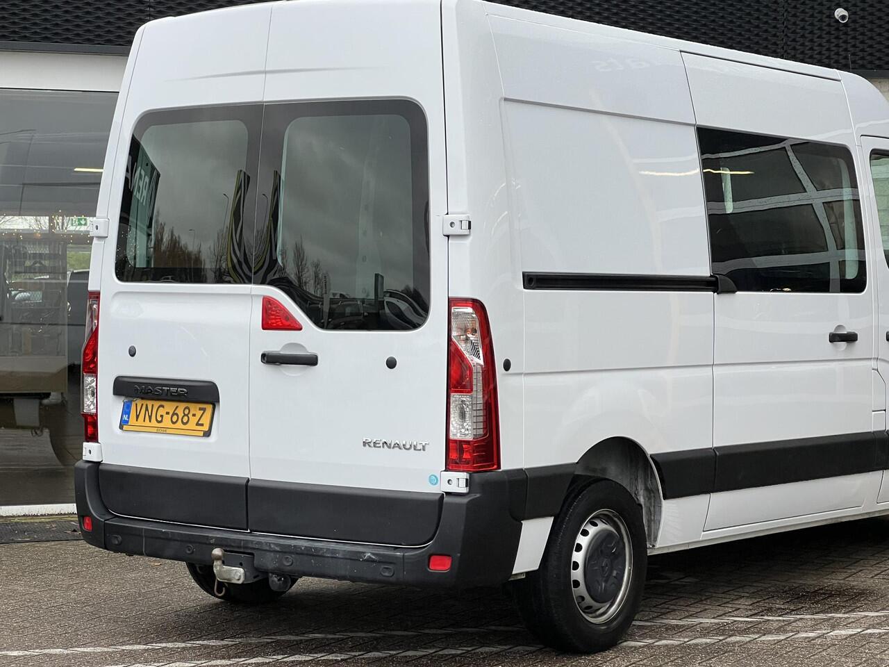 Renault MASTER T33 2.3 dCi 135 L2H2 Comfort | Trekhaak | Navigatie | DAB | Parkeersensoren |