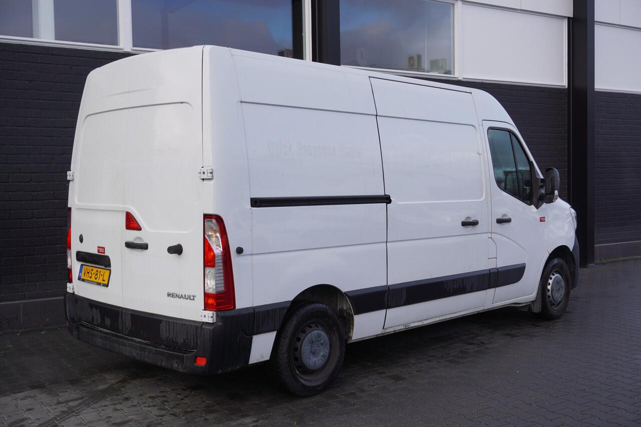 Renault MASTER 2.3 dCi 135PK L2H2 EURO 6 - Airco - Navi - Cruise - ¤16.950,- Excl.