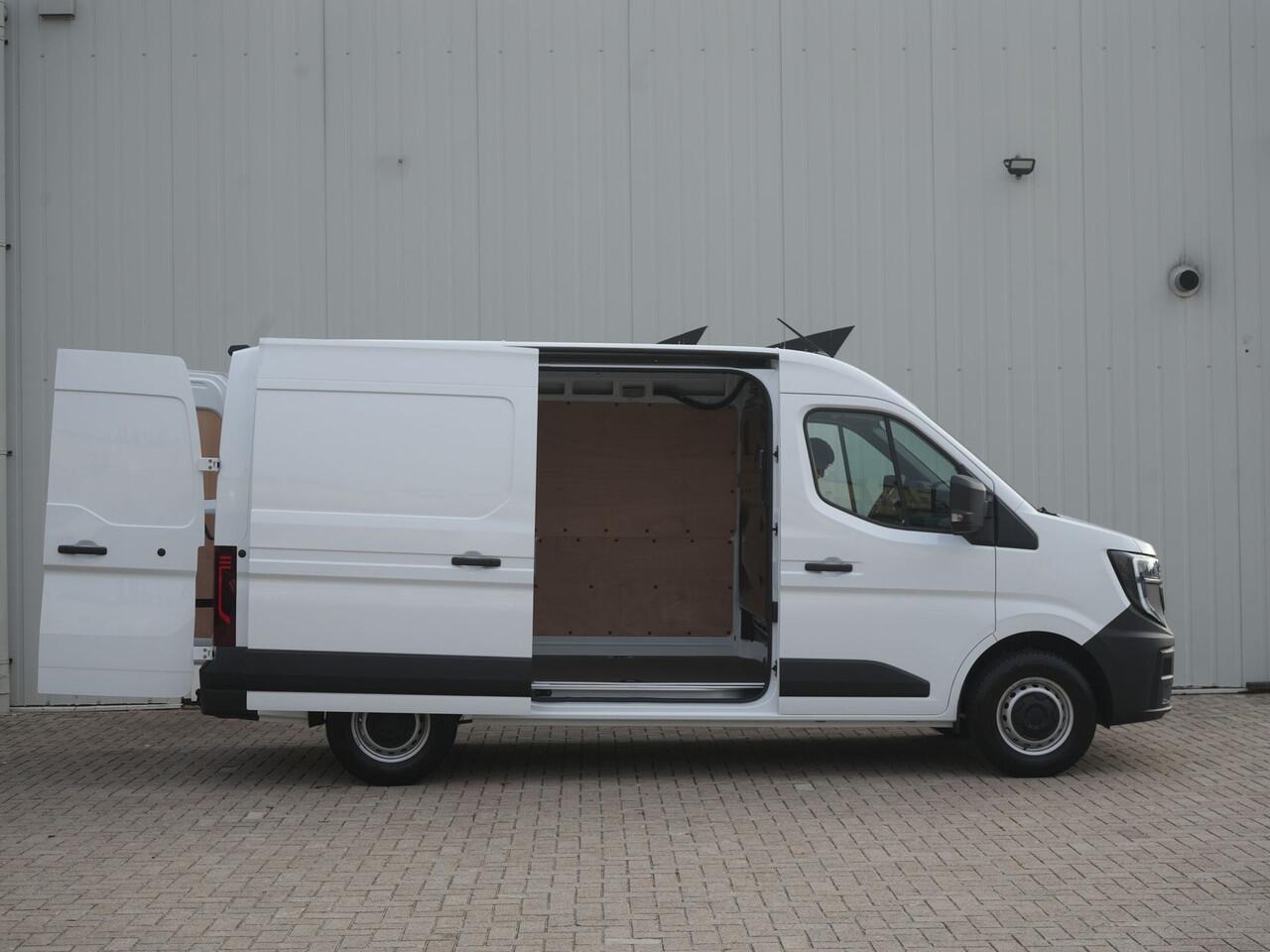 Renault MASTER T35 2.0 dCi 130 L2H2 Advance - VOORRAADVOORDEEL - All Seasonbanden - Achteruitrijcamera - Stoelverwarming - Cuise Control - Trekhaak