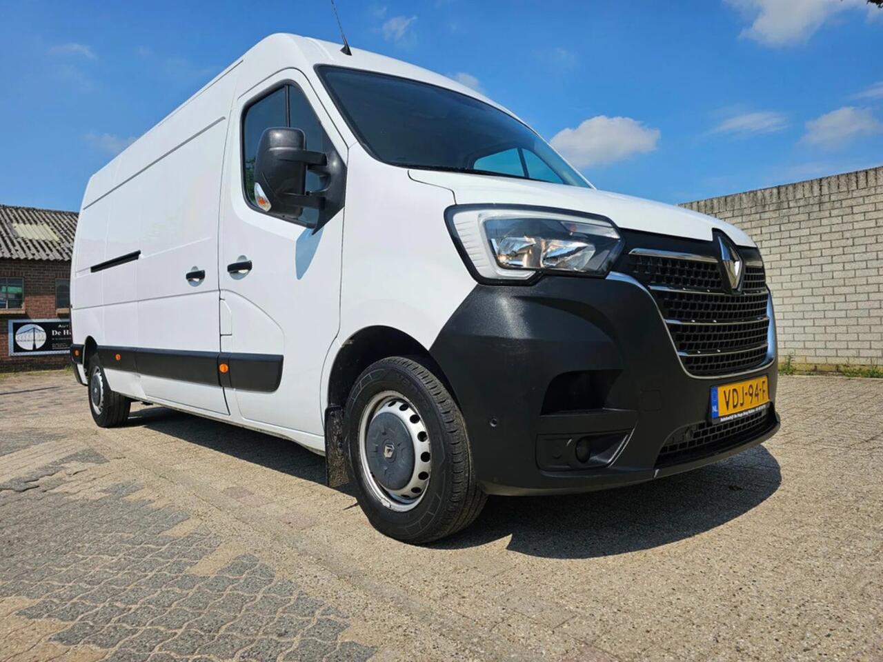 Renault MASTER T35 2.3 dCi 135 L3H2 Apk,Nap,Airco,trekhaak