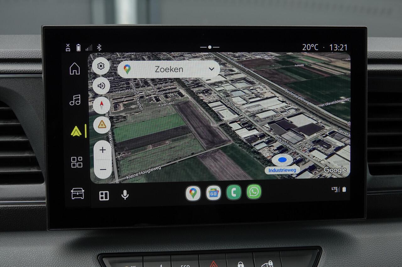 Renault MASTER T35 | L2H2 | 2.0Dci 150Pk | Stoel-Bank | 3.500Kg Trekgewicht | Parkeersensoren | Laadruimte betimmering | LED