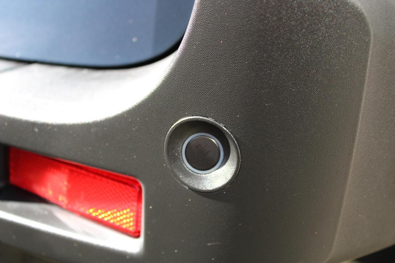 Renault MASTER T35 2.0 dCi 130 L2H2 Advance