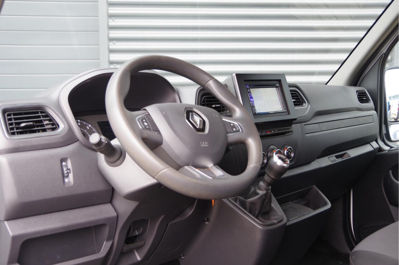 Renault MASTER T35 2.3 dCi 150PK L2H2 RED, DC-7P, 3.5T TREKHAAK, CAMERA, CRUISE, NAVI, AIRCO, PARKEERSENSOREN, NL AUTO, NAP, DUBBELE CABINE