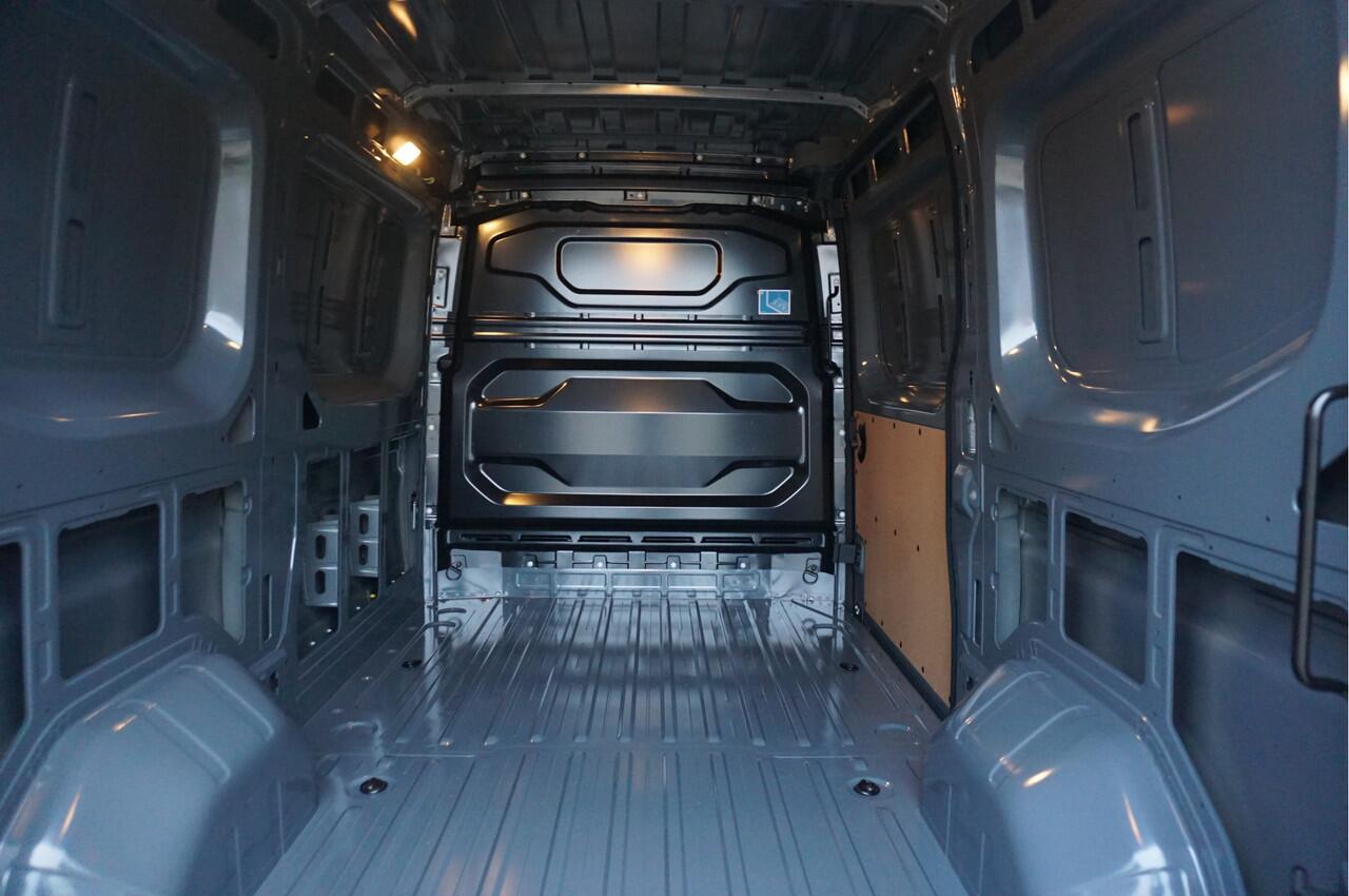 Renault MASTER T35 2.0 150PK Extra L2H2 BPM VRIJ!! 10" R-Link Navi, Camera, Cruise!! NR. 928