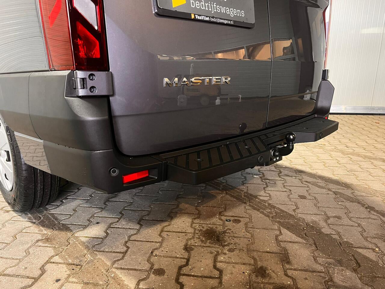 Renault MASTER T35 2.0 dCi 170 L2H2 Extra VVB EDITION Dubbele schuifdeur ASHPALT GREY VVB338 BPM vrij! Benut nu nog uw voordeel!