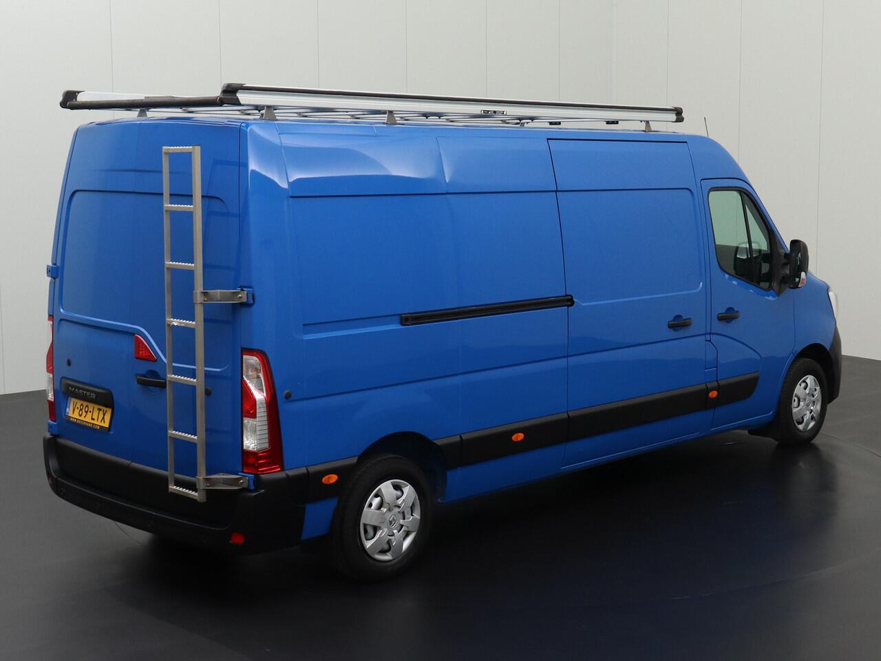 Renault MASTER 2.3DCI 136PK L3H2 | Kastinrichting | Imperiaal | Navigatie | Camera | 3-Persoons | Airco | Cruise