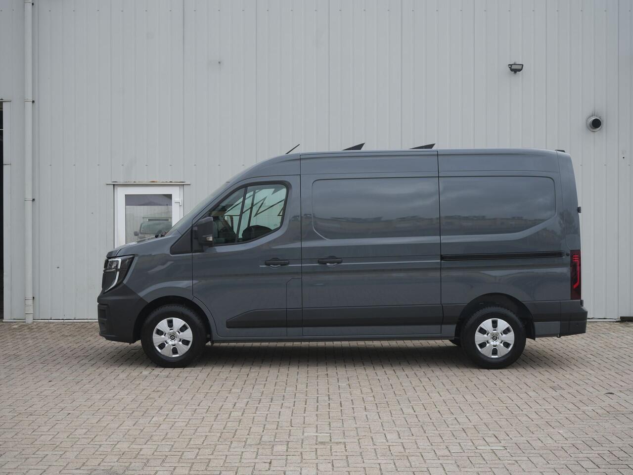 Renault MASTER T35 2.0 dCi 170 L2H2 Extra - Occasion Lease vanaf ¤654 p/m - VOORRAADVOORDEEL - 170 PK! - Trekhaak - Laadruimtebetimmering - All Seasonbanden - Achteruitrijcamera - Stoelverwarming - Cruise Control - Trekhaak