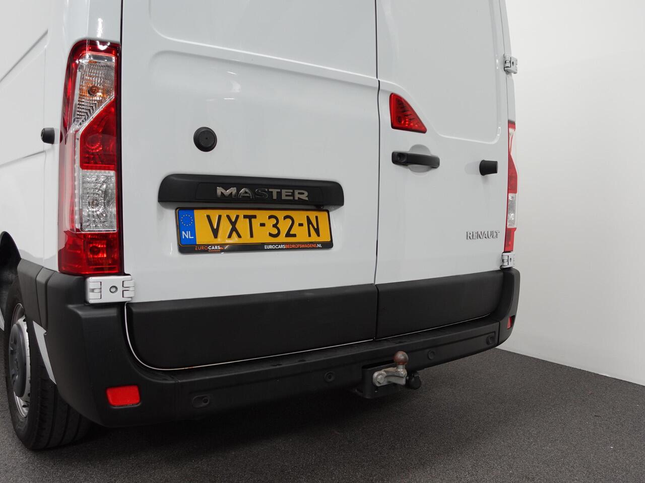 Renault MASTER T35 2.3 dCi 180PK L2H2 Energy Airco Cruise Control Camera Navi PDC V+A Trekhaak 270° Deuren