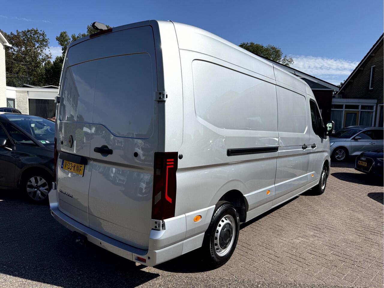 Renault MASTER T35 2.0 dCi 150pk L3H2 Advance 2x Schuifdeur, Trekhaak, Camera
