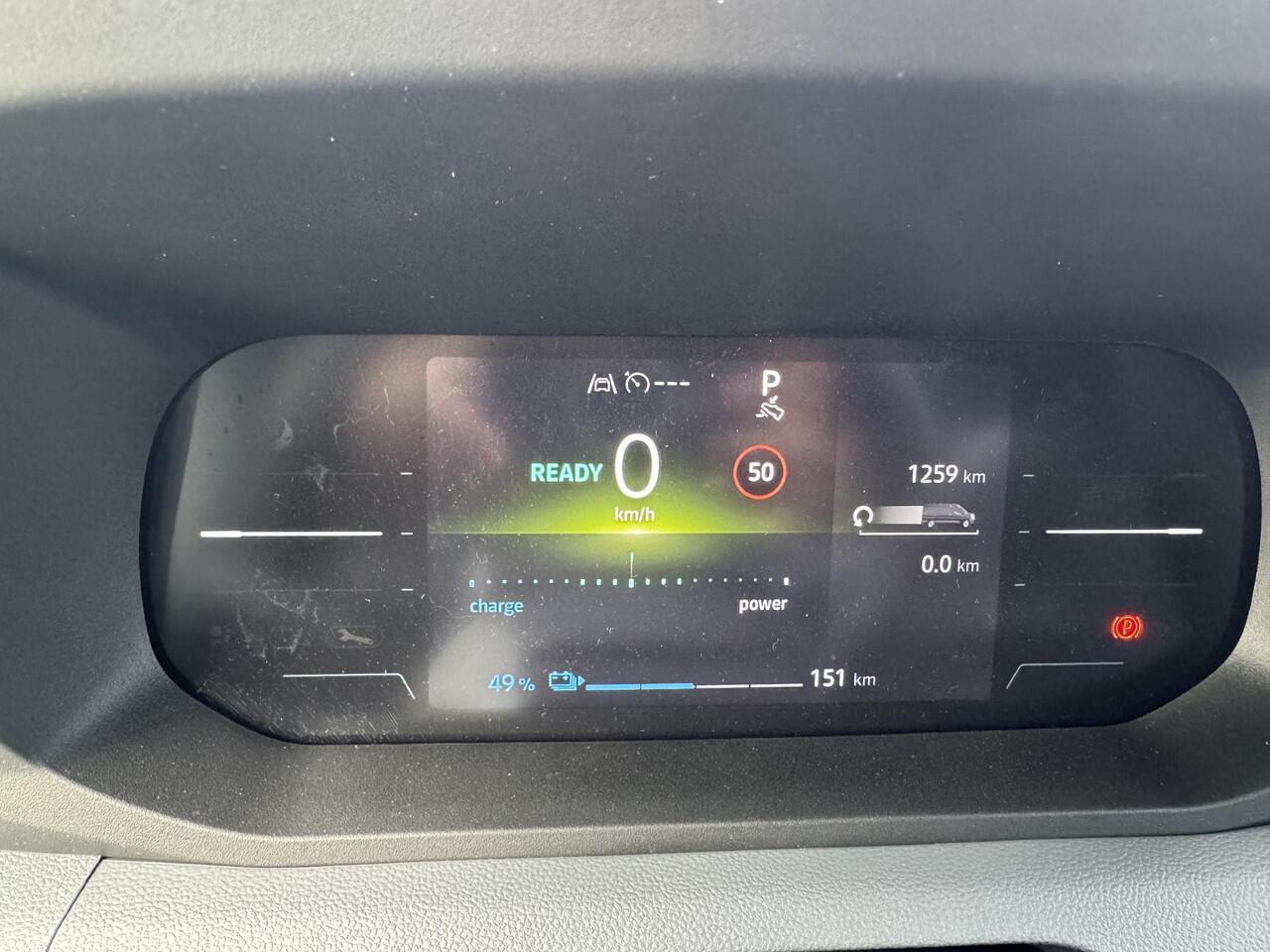 Renault MASTER E-Tech T35 L2H2 Extra long range 87 kWh | Trekhaak | Van of the year 2025!