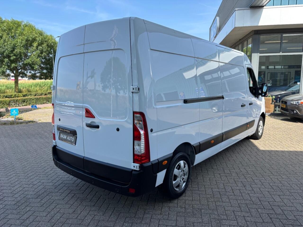 Renault MASTER T35 2.3DCI L3H2 AIRCO NAVI CRUISE PDC 3ZITPL SCHUIFDEUR.