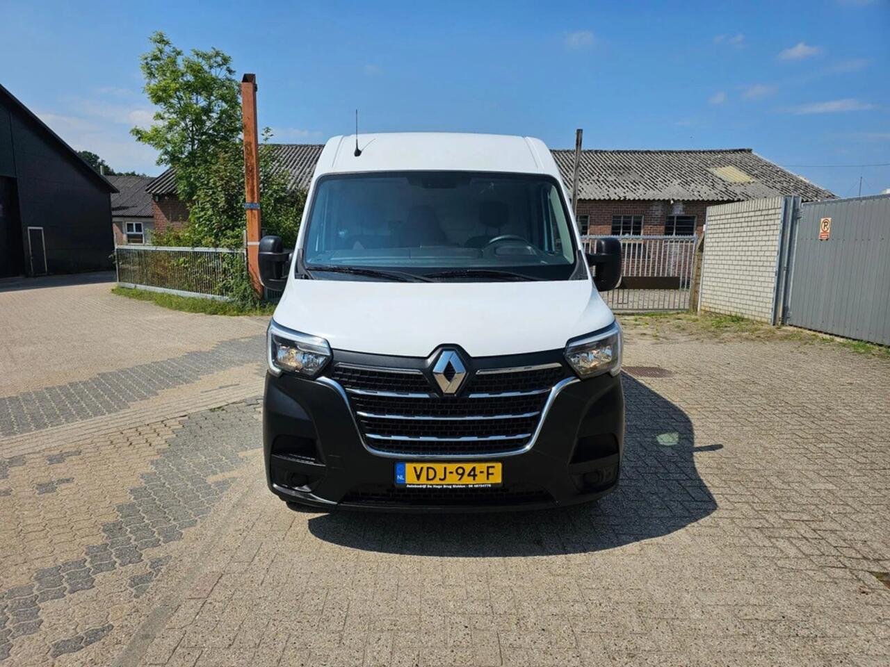 Renault MASTER T35 2.3 dCi 135 L3H2 Apk,Nap,Airco,trekhaak
