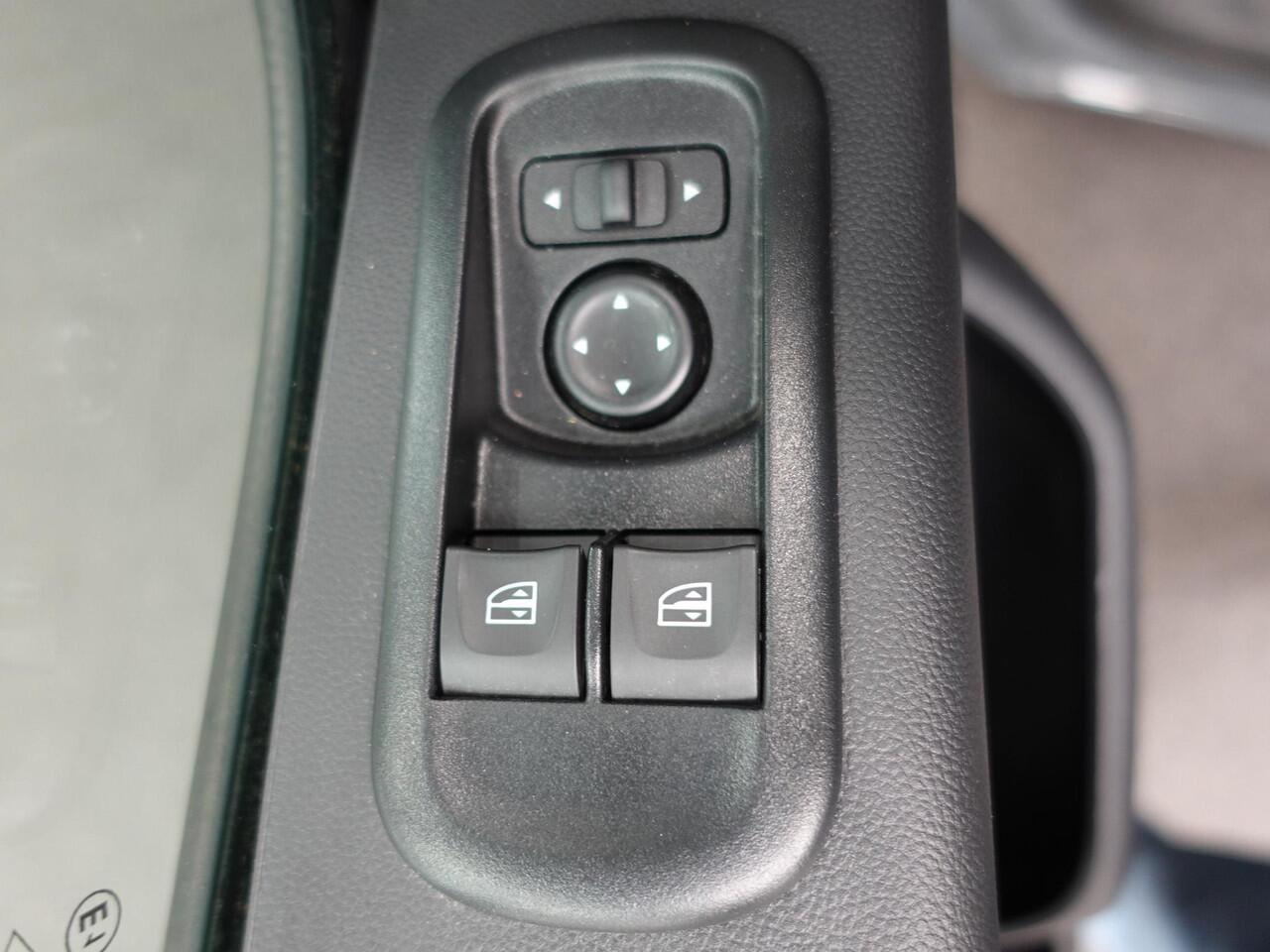 Renault MASTER 150PK L2H2 Energy Work Edition Automaat Airco Cruise Control Camera Navi Parkeersensoren Trekhaak