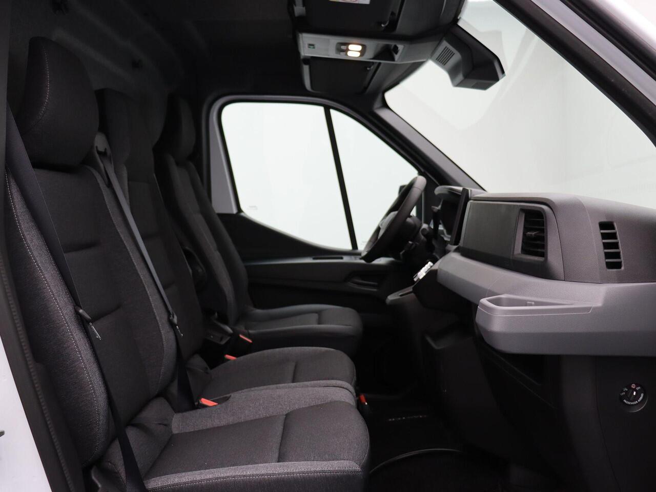 Renault MASTER E-Tech T35 L2H2 Extra long range 87 kWh | 100% elektrisch | Stoelverwarming | Voorruitverwarming | Achteruitrijcamera |