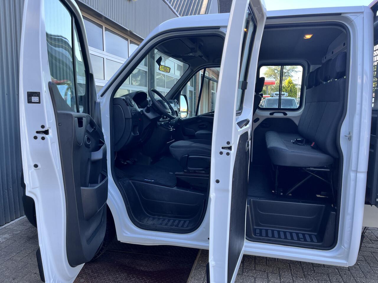 Renault MASTER T35 2.3 dCi L3 DC Airco Cruise controle Trekhaak 2500kg trekgewicht Pick-up Openlaadbak Telefoonvoorbereiding 6-Persoons pick-up p-up Euro 6 Bpm vrij!