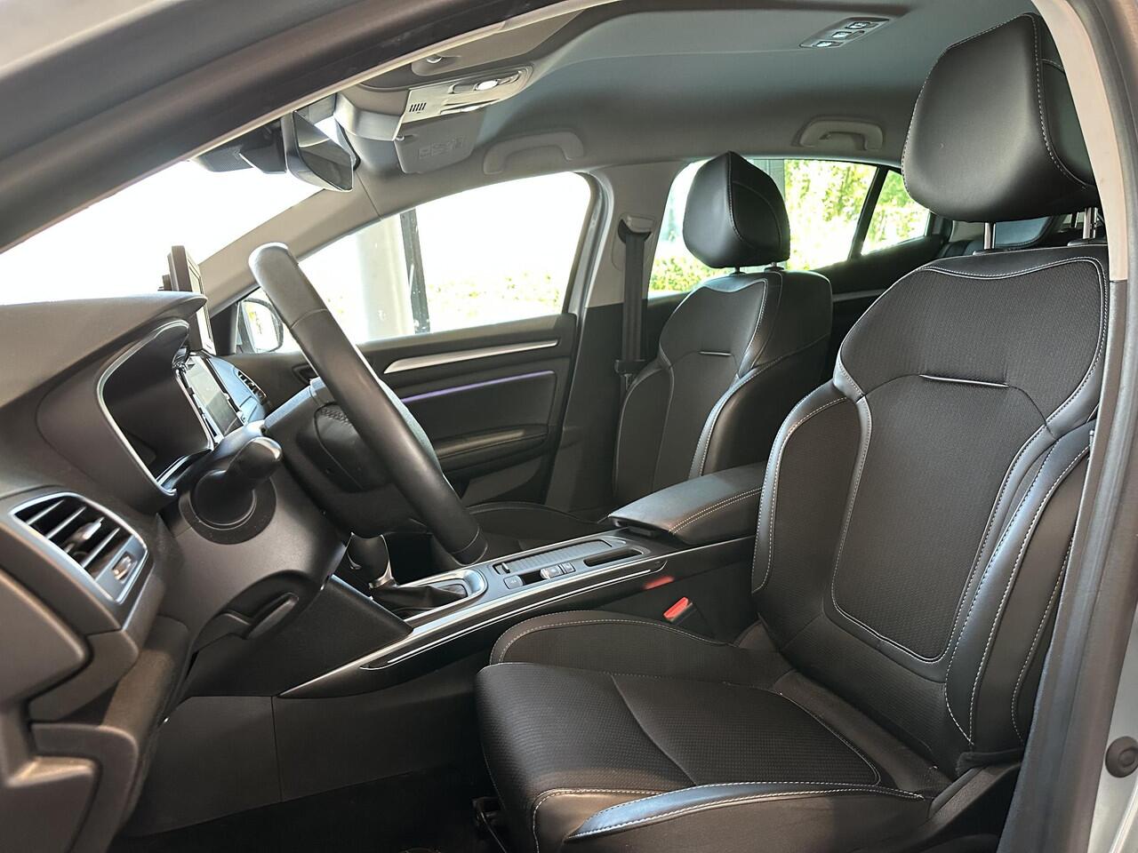 Renault MEGANE 1.3 TCe Intens | NAVIGATIE | TREKHAAK | CAMERA | PARKEERSENSOREN