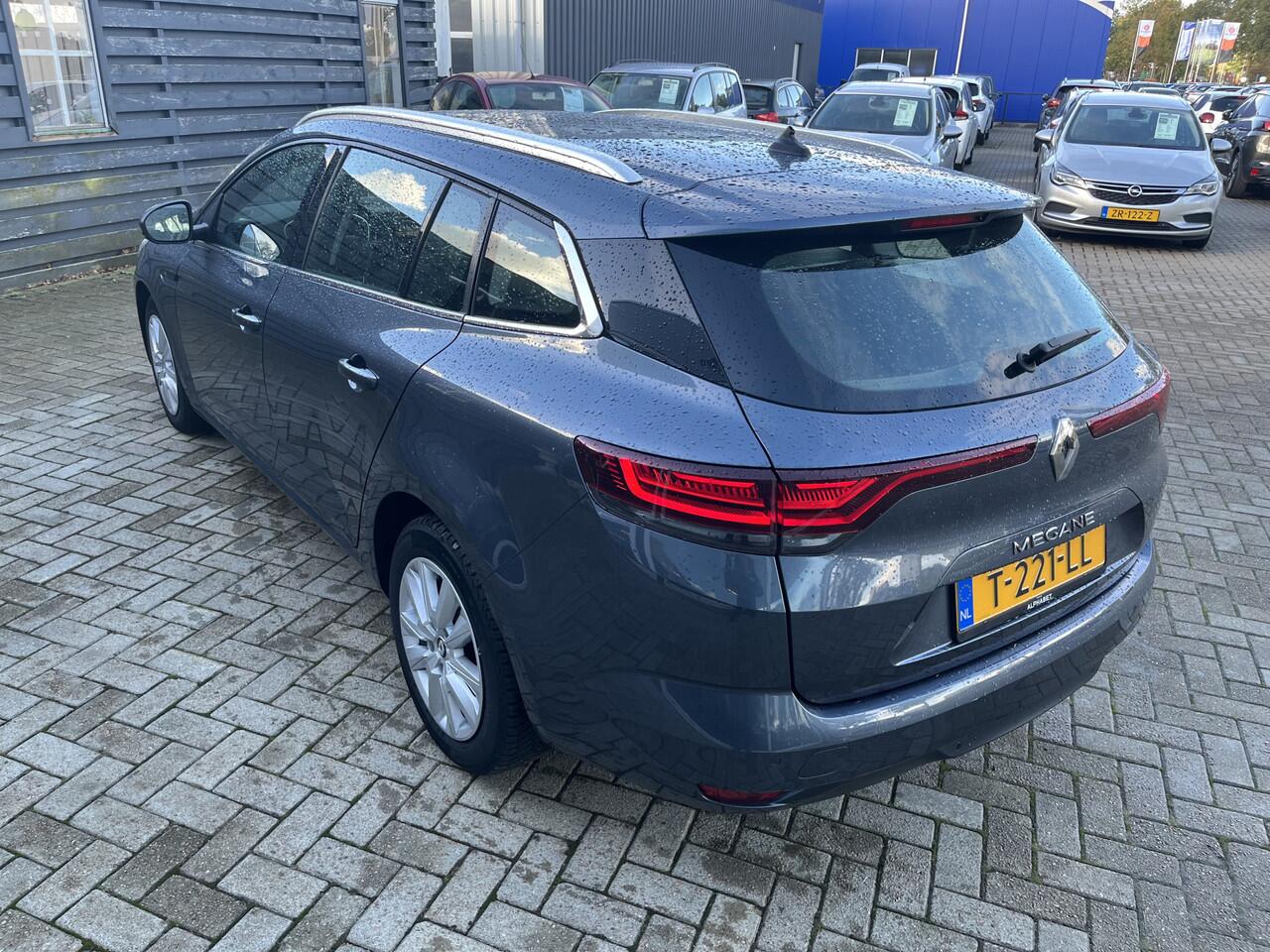 Renault MEGANE Estate 1.3 TCe 140 Equilibre Led / Clima / LMV 50%deal 8475,- ACTIE