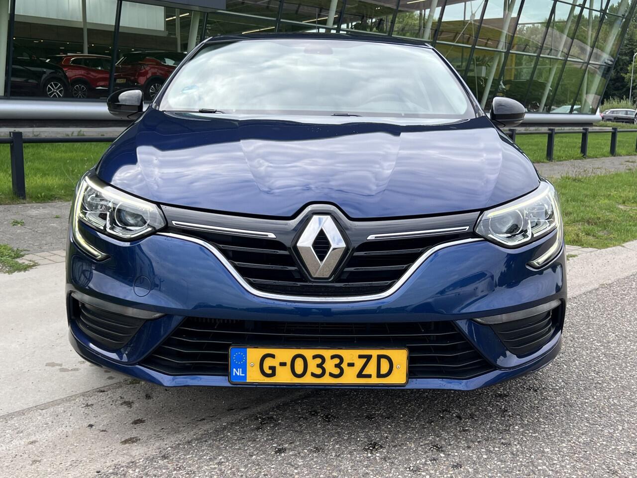 Renault MEGANE 1.3 TCe Limited / Cruise / Climate / Parkeersensor / Keyless / Applecarplay - Androidauto /