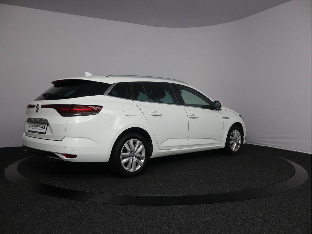 Renault MEGANE Estate 1.6 E-Tech Plug-In Hybrid 160 Intens