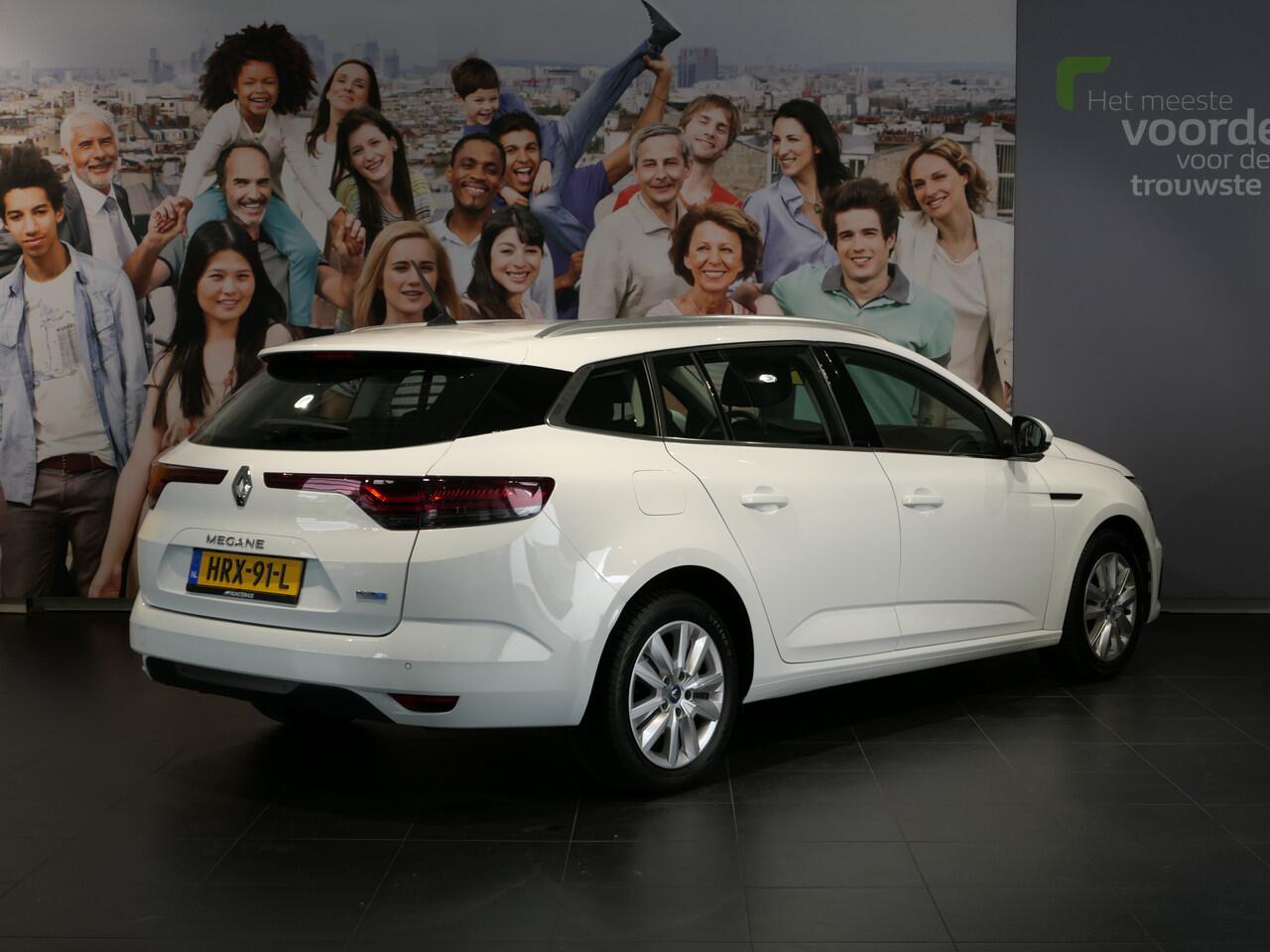 Renault MEGANE Estate 1.6 E-Tech Plug-In Hybrid 160 Zen - Navi, sensor v+a, cruise