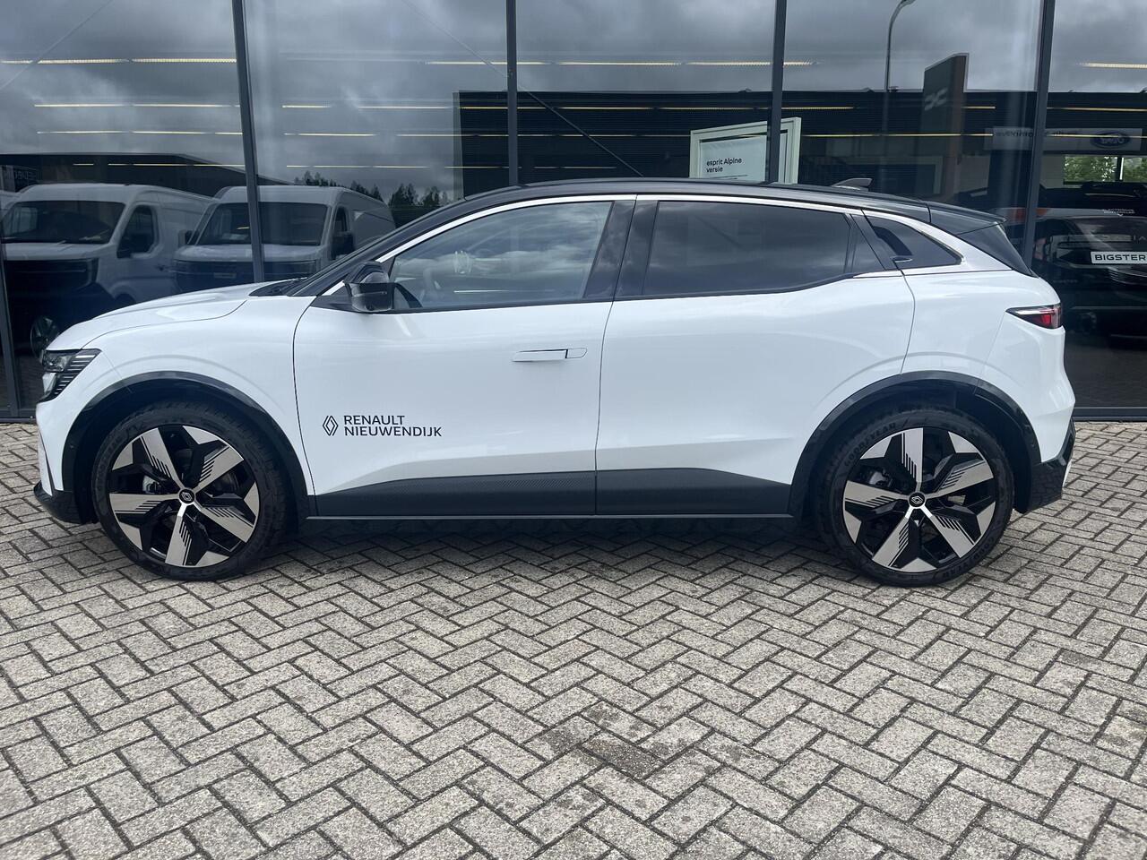 Renault MEGANE E-Tech comfort range techno 60 kWh DEMO WEST / PACK DRIVING & COMFORT.