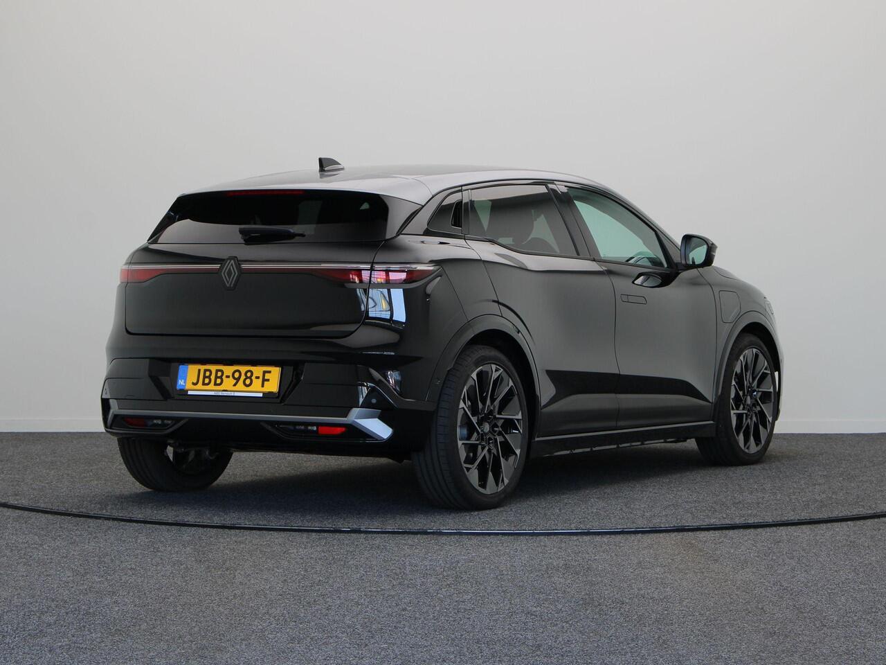 Renault MEGANE E-Tech comfort range esprit alpine 60 kWh | 17% bijtelling* | Harman Kardon | 360 graden camera |