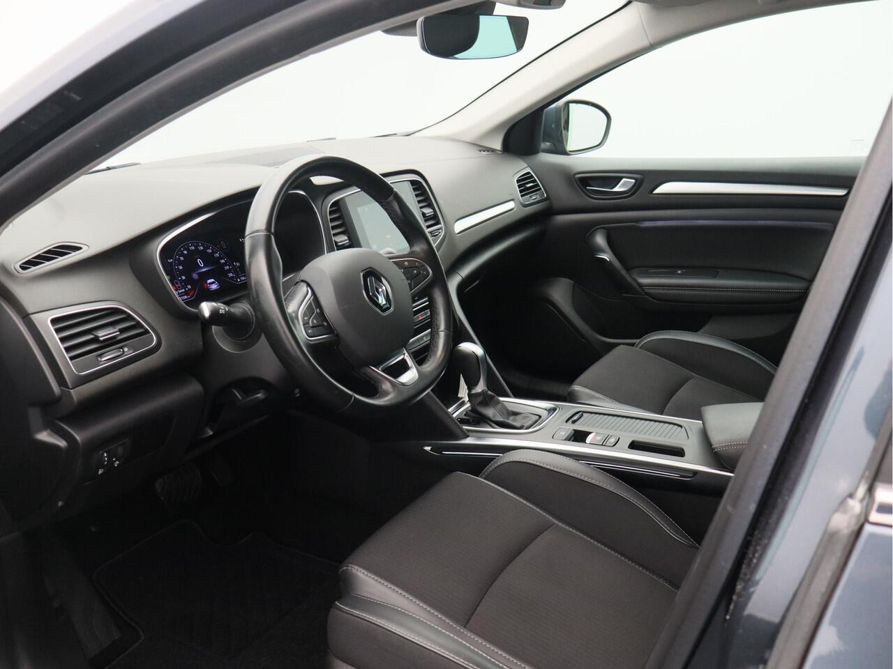 Renault MEGANE Estate 1.3 TCe Intens/ automaat/ trekhaak/ zeer mooi!